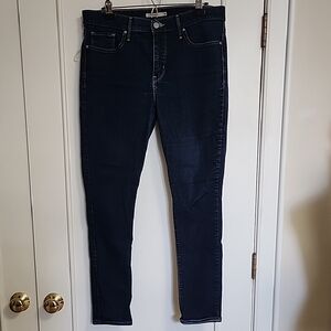 Levi's Women's Dark Indigo Skinny Jeans